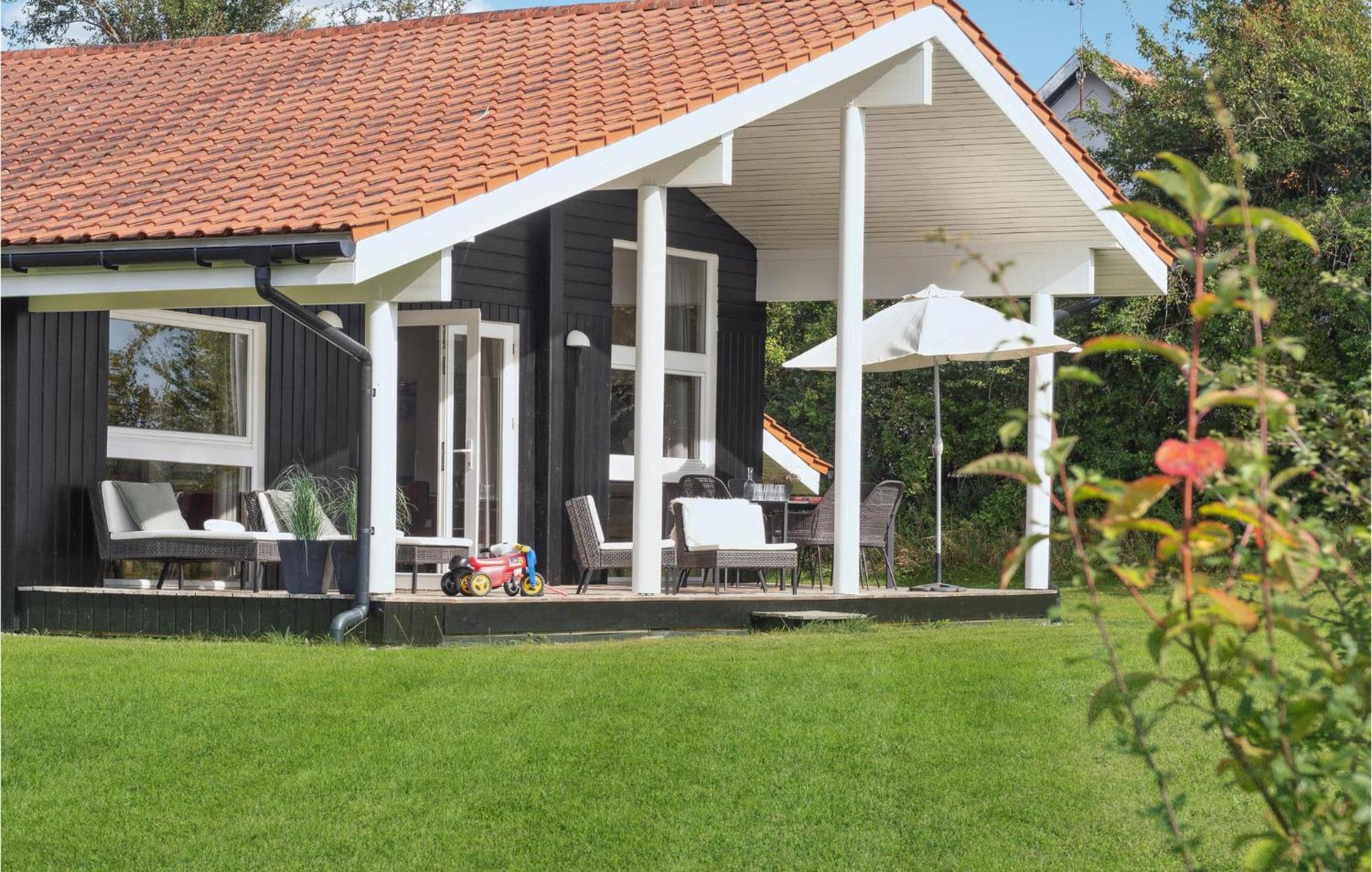 Amazing Home In Askeby With Sauna Экстерьер фото
